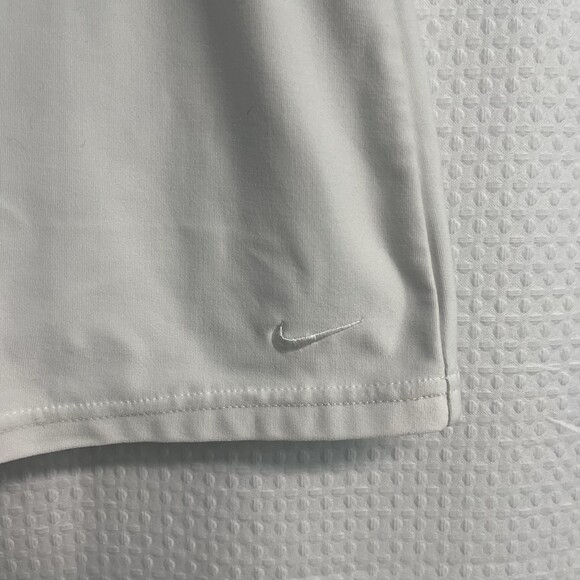 Nike Dri Fit Women’s White Skort Golf Tennis Pickleball Medium Comfort Classic - Picture 2 of 5